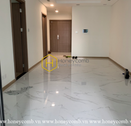 Embracing the panoramic city view from high floor in Landmark 81 Apartment