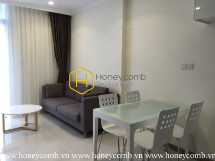 Always convenient and fresh in this Vinhomes Central Park apartment