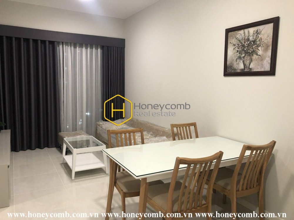 Enchanting apartment for rent in Masteri An Phu with modern interiors and river view