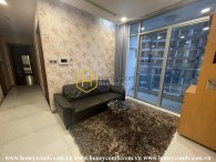 Deluxe apartment with spacious living space and enchanting river view in Vinhomes Central Park