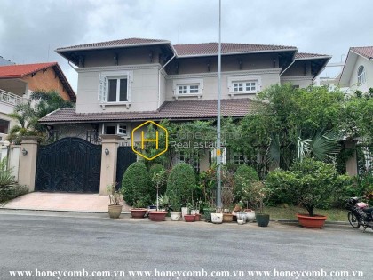 Cozy and modern designed villa for rent in District 2