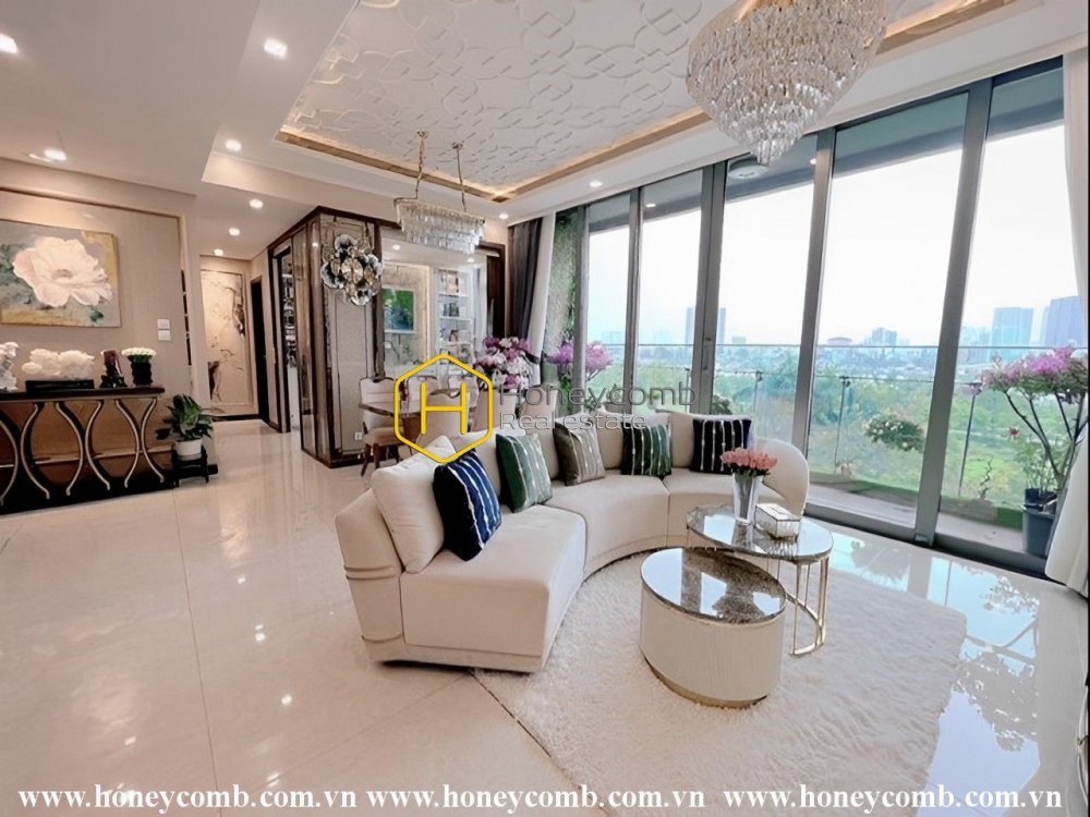 You can't take your eyes off this trendy vintage apartment in Empire City