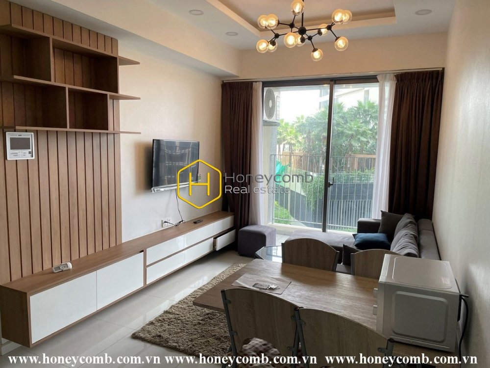 Contemporary design apartment with pool view in Masteri An Phu