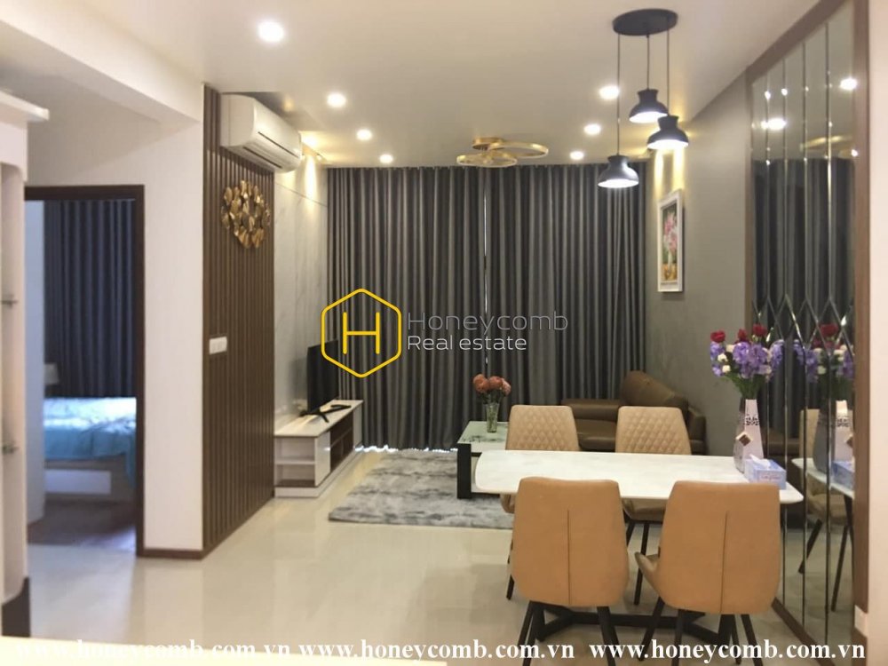 A charming apartment with fiery red hues at One Verandah