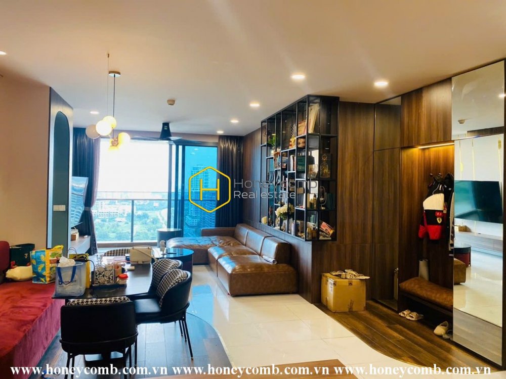 Không thể nào rời mắt khỏi kiến trúc tráng lệ trong căn hộ cao cấp ở Sunwah Pearl