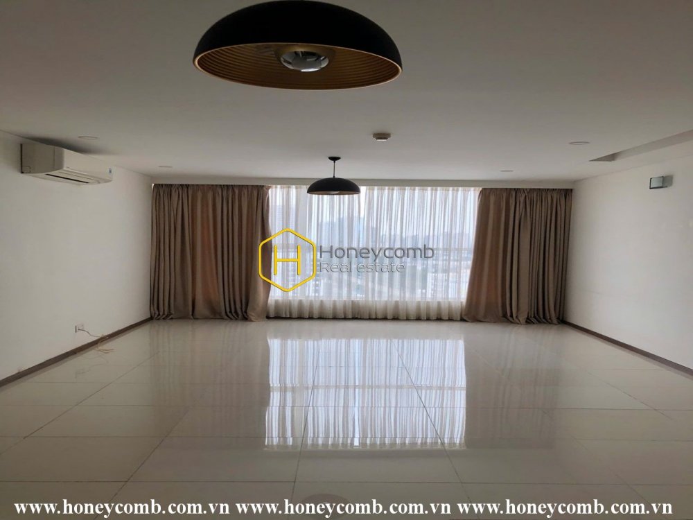 Căn hộ với 3 giường rộng rãi không kèm nội thất đang rao bán tại Thảo Điền Pearl!