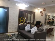 Great things come out with this modern and colorful apartment in Vinhomes Landmark 81