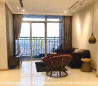 Upscale apartment with great amenities available for rent in Vinhomes Central Park