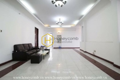 This silent vast villa Thao Dien will complete your life!