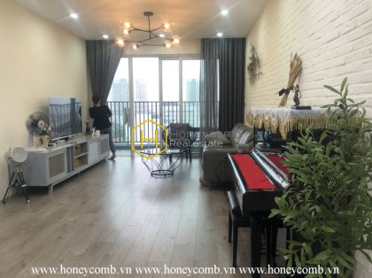 Enhance your life with this artistic apartment in Vista Verde