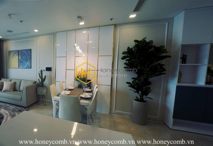 Embracing Ho Chi Minh City in this superior 2-bedroom appartment for rent with Vinhomes Golden River