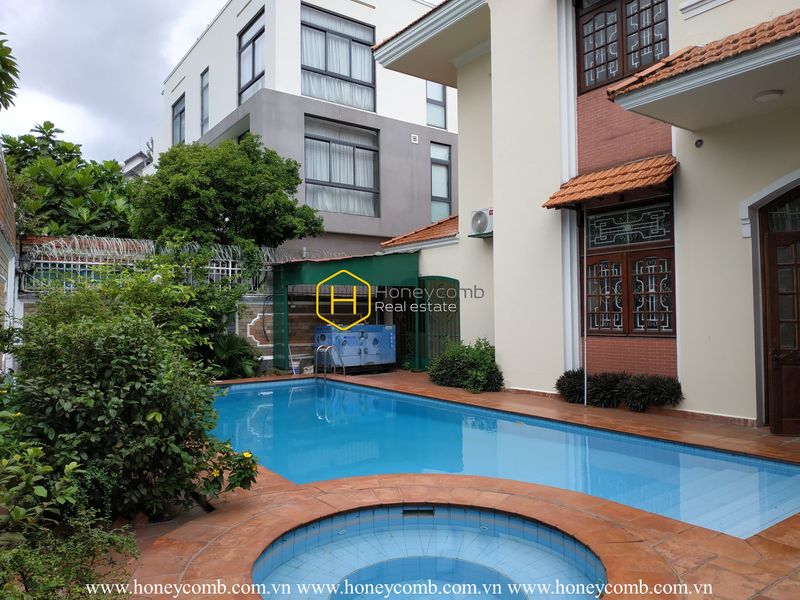 Numerous advantages as living in our superior villa at District 2