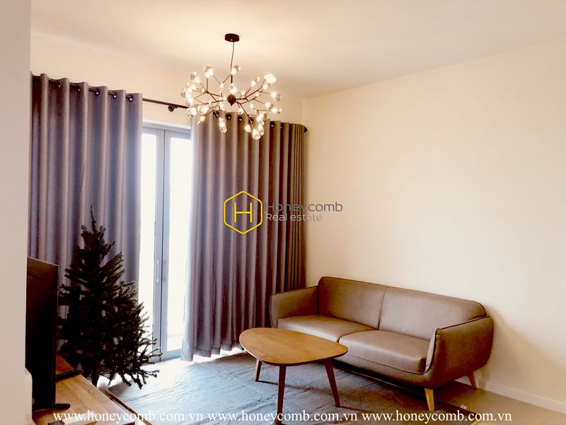 Be a big fan of this incredible apartment in Palm Heights