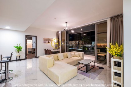 Burn up your style with this youthful apartment in Empire City