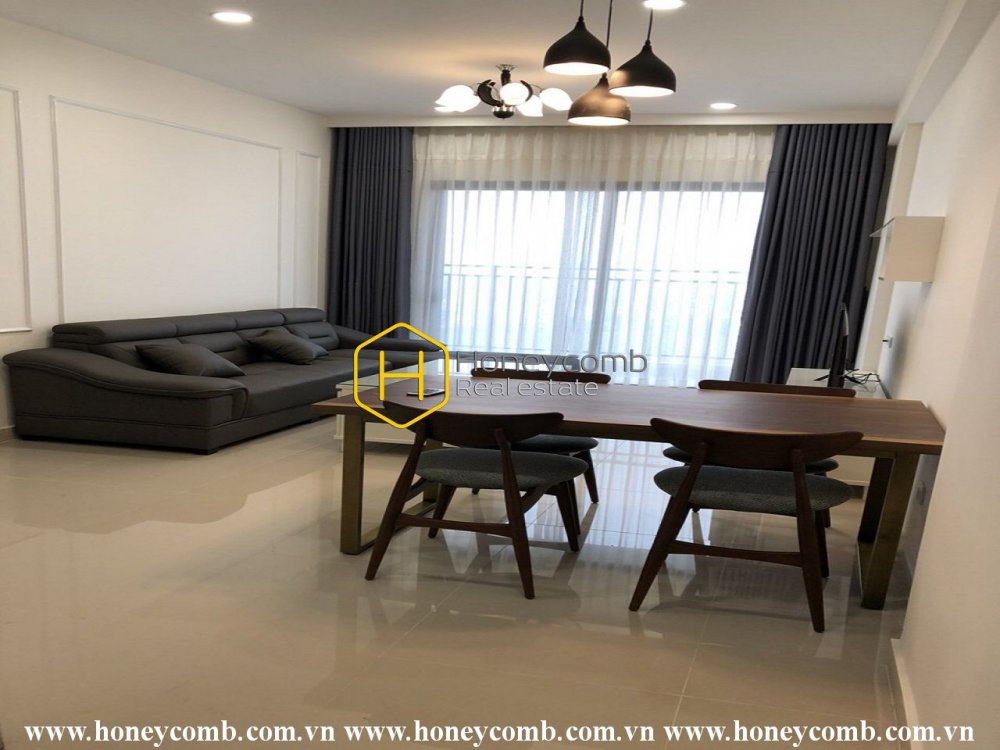 Modern design & Romantic city view apartment in The Sun Avenue