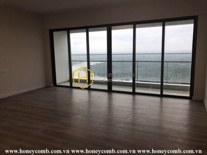 Gateway apartment for rent: Spacious, unfurnished living space with nice view