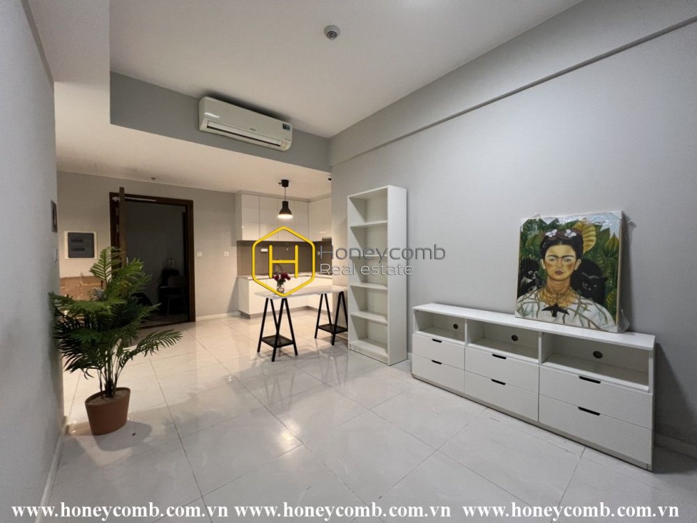 The unfurnished 2 bedrooms-apartment in Masteri An Phu