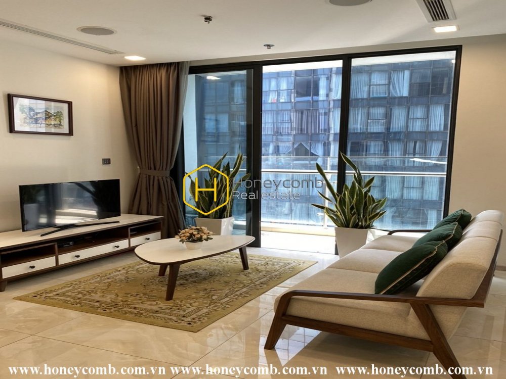 Căn hộ đơn giản và ấm cúng cho thuê tại Vinhomes Golden River
