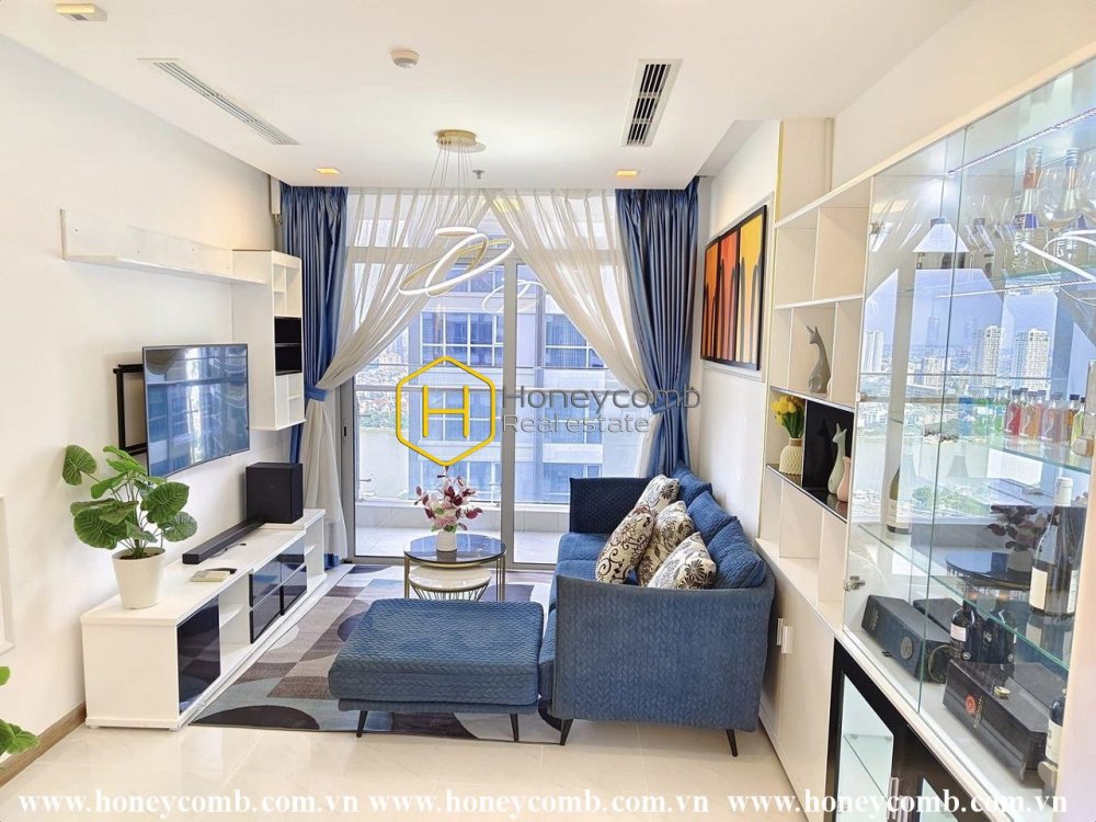 Explore minimalist style in this amazing apartment in Vinhomes Central Park