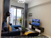 You can have a luxurious and artistic life in this Masteri An Phu apartment