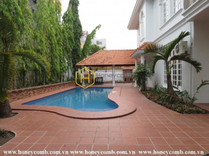 Biểu tượng của Sự Sang Trọng - Căn biệt thự cao cấp với kiến trúc Châu Âu tại Quận 2