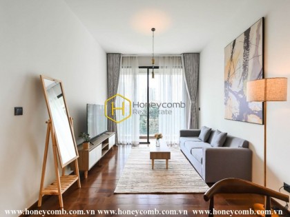 Come and take a look at your dream house: Stunning D'Edge apartment with delicate urban interiors
