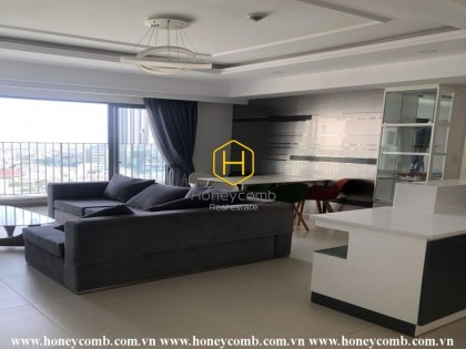 Three bedrooms apartment with luxury and city view for rent in Masteri Thao Dien