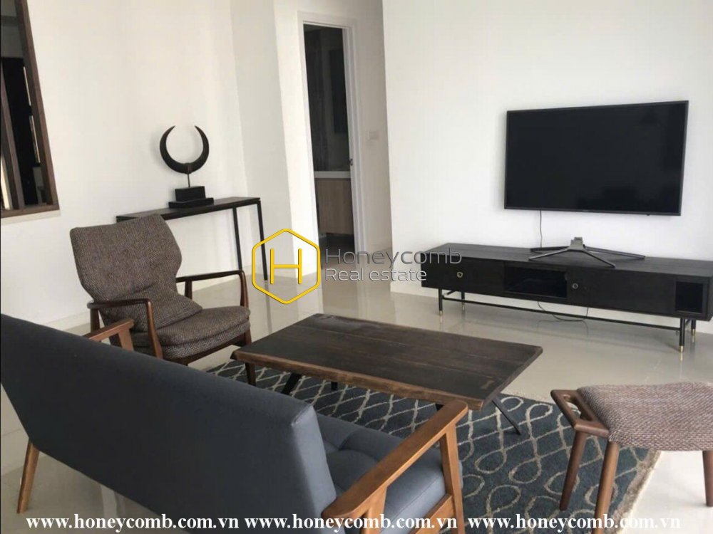 Contemporary apartment and airy riverside view for rent in Xi Riverview Palace