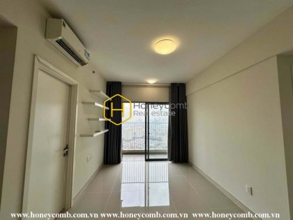 A roomy apartment for rent in a prime location at Masteri Thao Dien