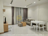 A whole new apartment in fresh white is now for rent at Vinhomes Central Park