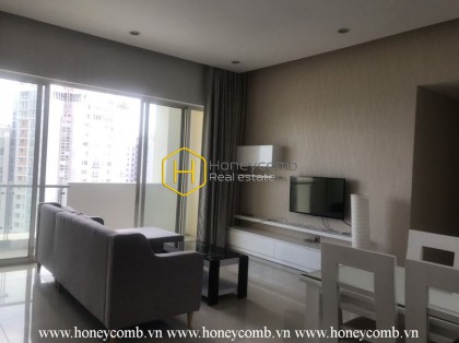 Fascinated by the minimalist design in the fanciful white color of the Estella apartment