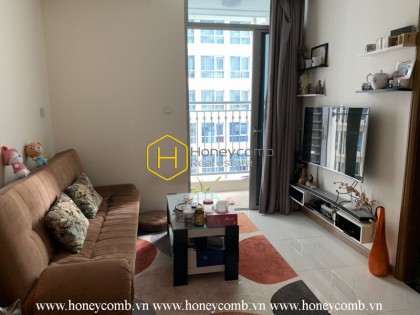 Get a comfortable and convenient life in this Vinhomes Central Park apartment for rent