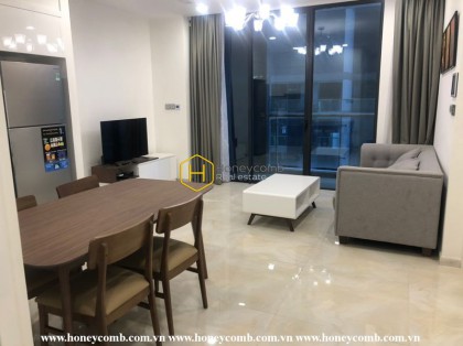 Hãy chiêm ngưỡng vẻ hào nhoáng và sang trọng hiện hữu trong căn hộ Vinhomes Golden River này