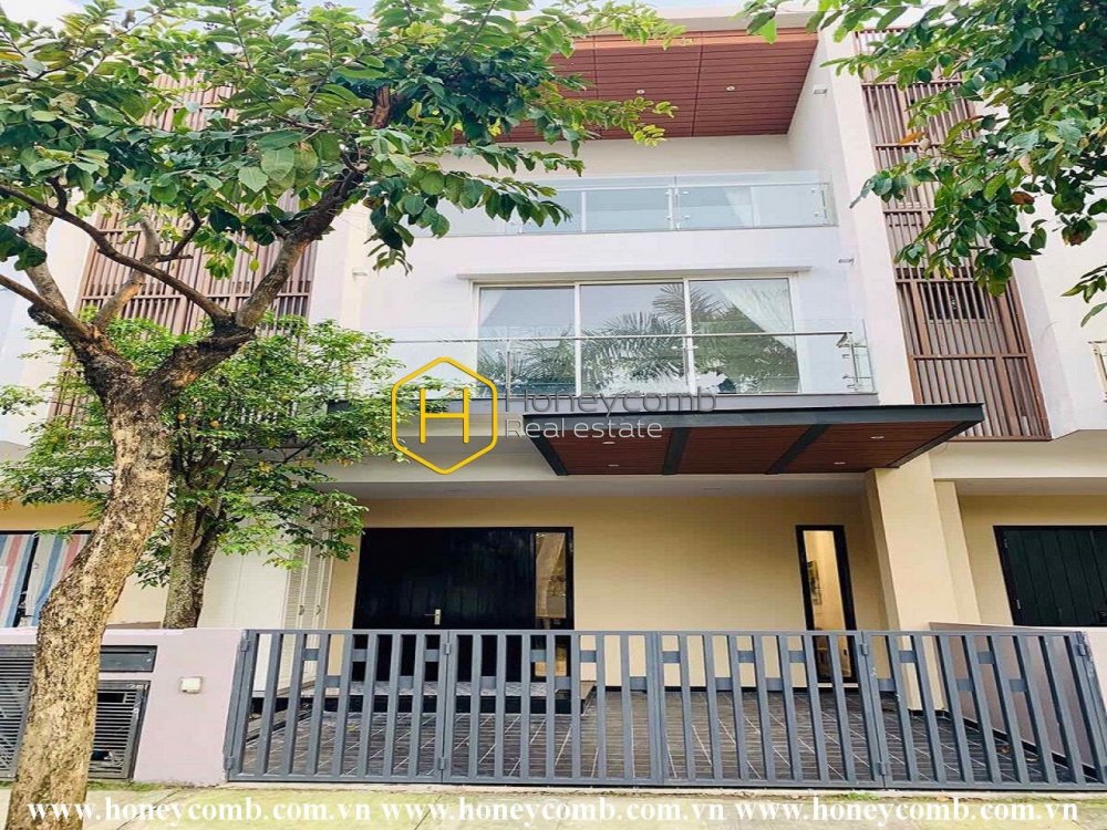 Appealing villa with classy furniture and unique architecture for rent in District 2