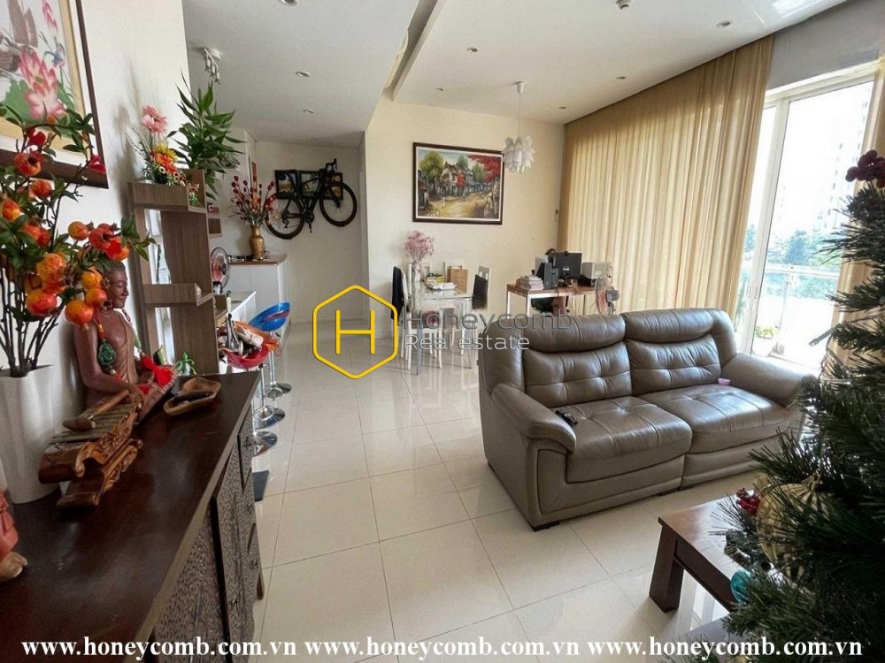 The Estella 3 bedrooms apartment with park view for rent