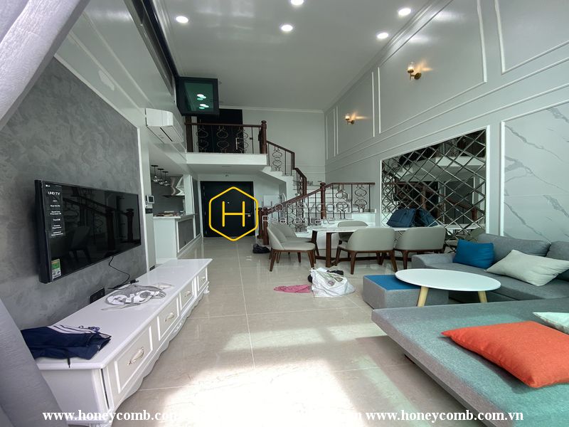 Mê đắm với màu trắng quý phái trong căn hộ duplex Feliz En Vista cao cấp này