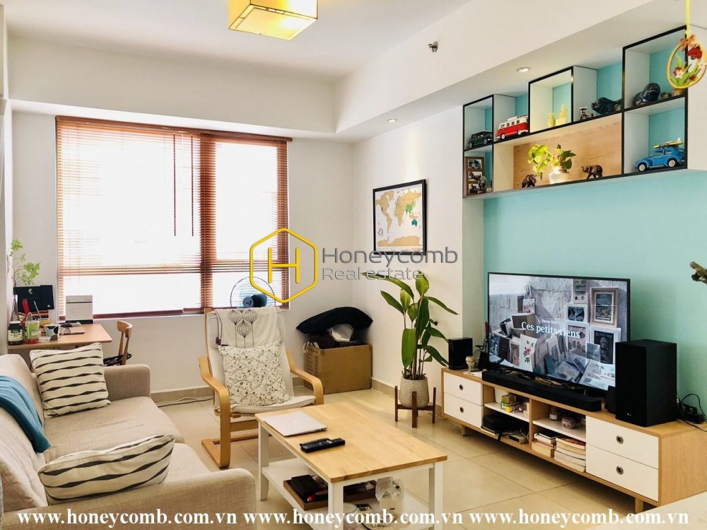 Cho thuê căn hộ 2 phòng ngủ Masteri Thảo Điền với nội thất hiện đại và hướng hồ bơi