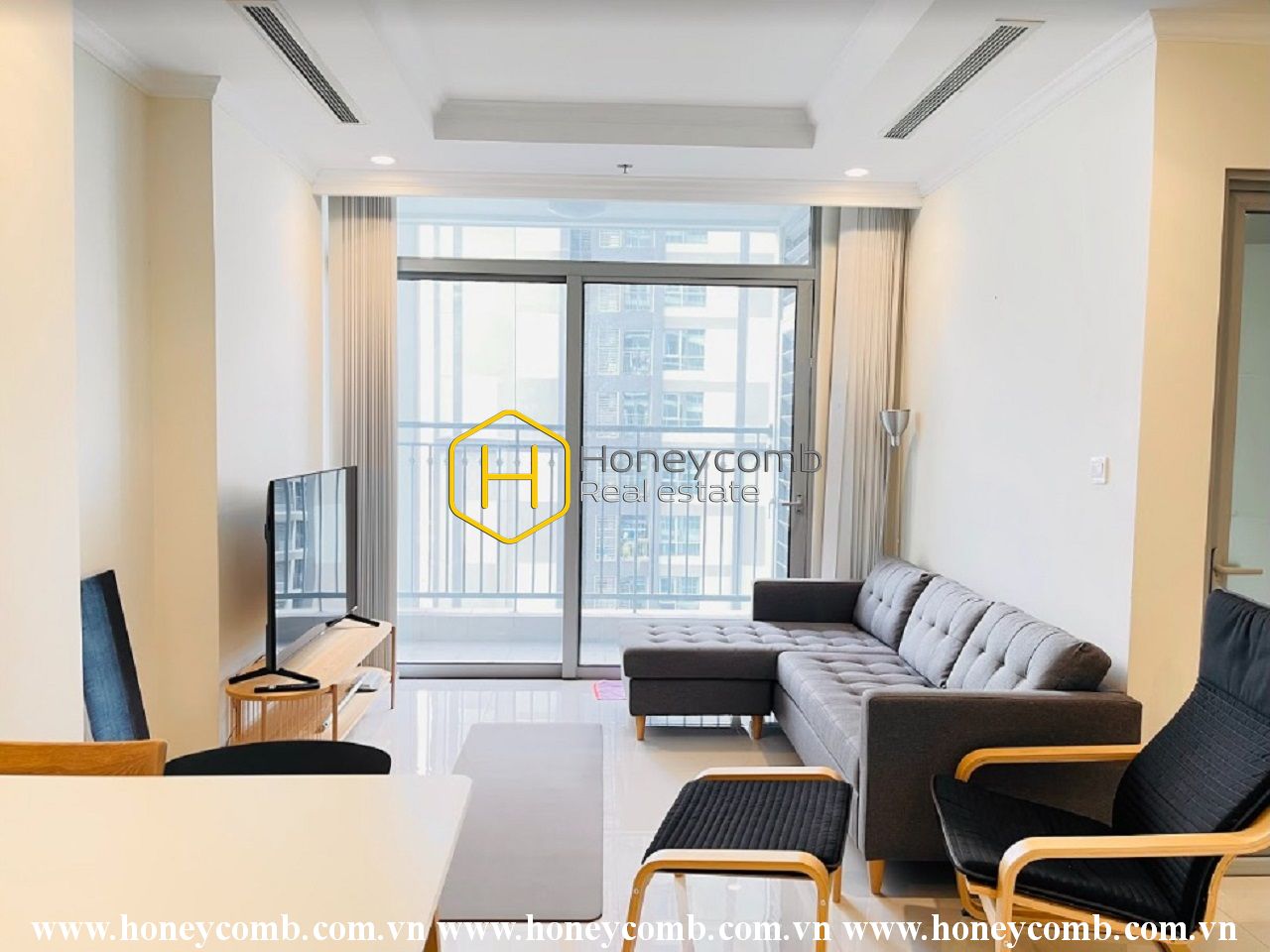 Khám phá vẻ đẹp quyến rũ trong căn hộ nổi đật và đầy sang trọng ở Vinhomes Central Park này