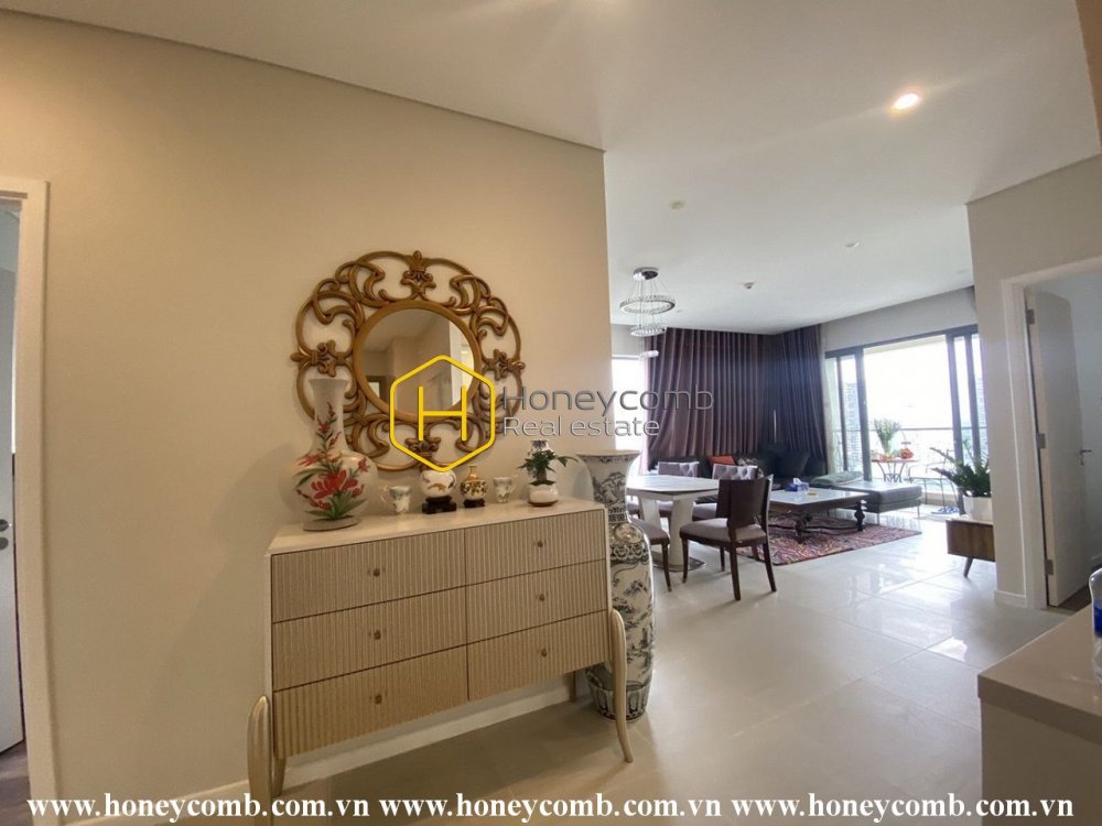 Well lit apartment with full interiors for rent in Diamond Island.