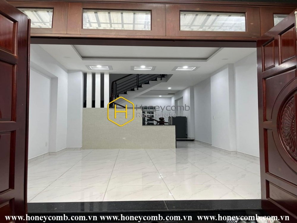 The District 2 cozy, rustic villa is 100% for rent