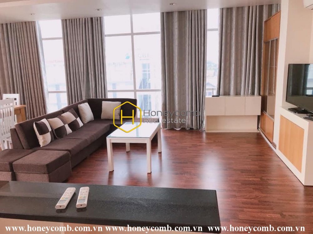 A stunning villa with bright layout and elegant wooden interiors for rent in District 2