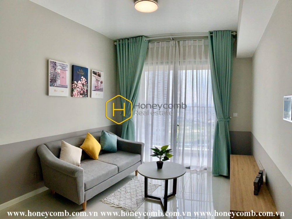 The wide and unfurnished 2 bed-apartment with nice view at Masteri An Phu