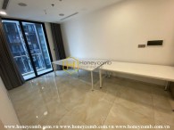 Spacious unfurnised apartment with prestigous location for rent in Vinhomes Golden River