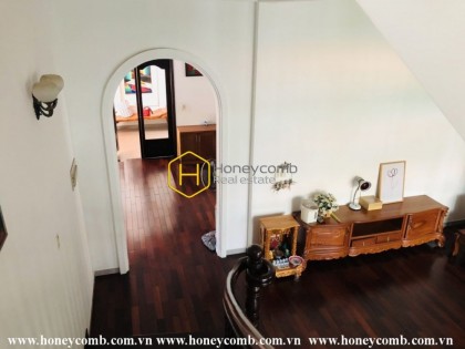 Your dreamy home is here! Cozy villa with rustic interiors in District 2