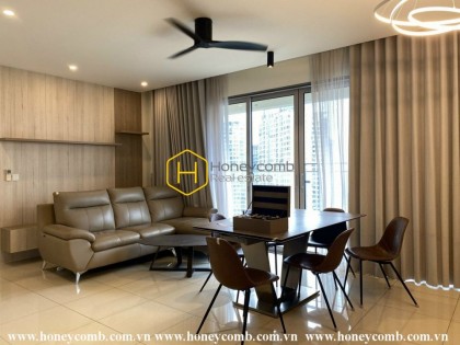 The ultra spacious 4 bed-apartment with modern furniture from Estella Heights