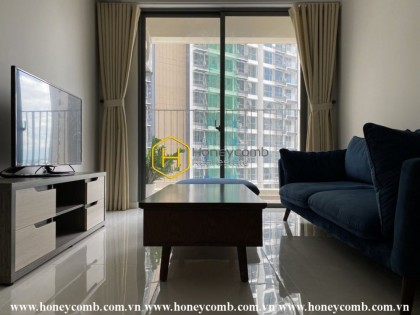 Charming warm fully-furnished Masteri An Phu apartment with spacious and airy living space