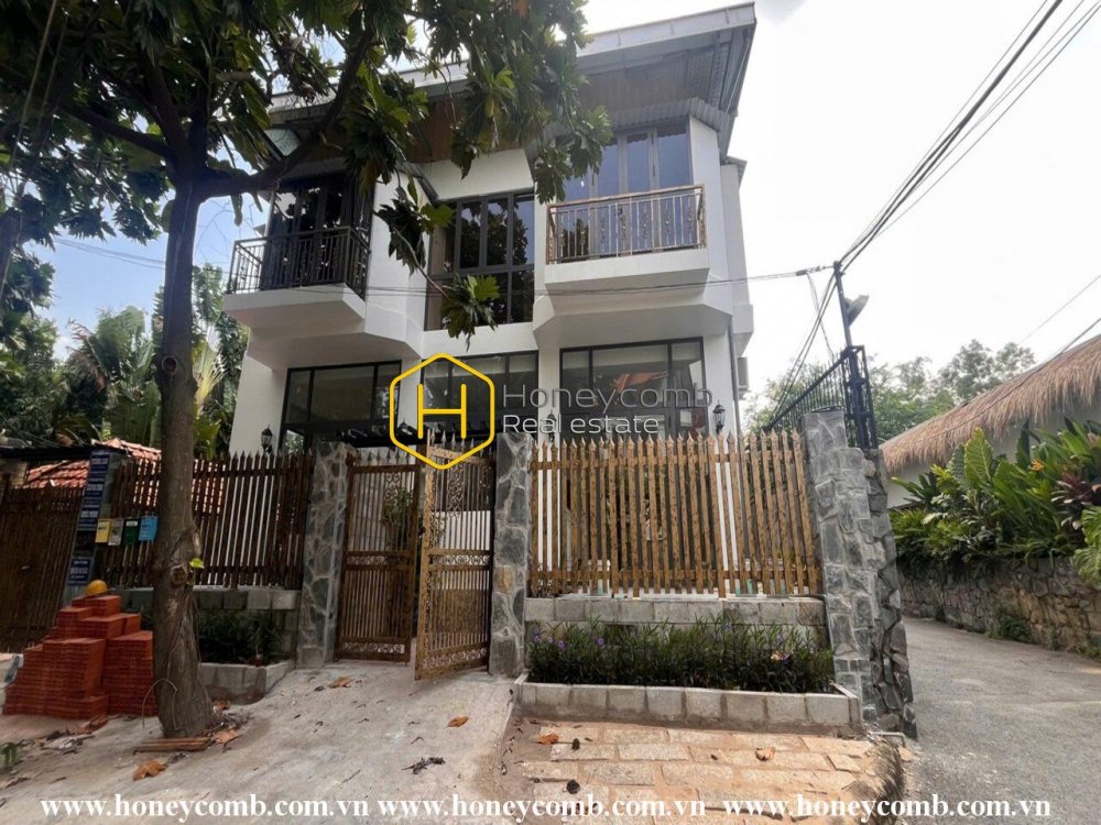 Rarely available! Brilliant villa with full conveniences in District 2