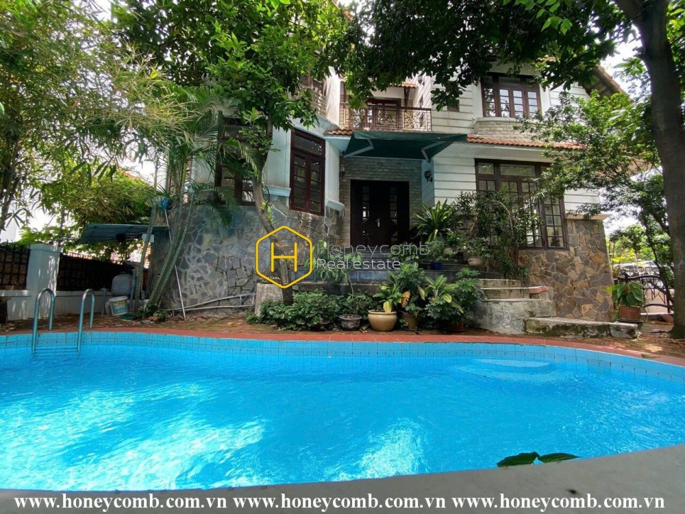 A warmly designed and modern villa is now available for lease on District 2