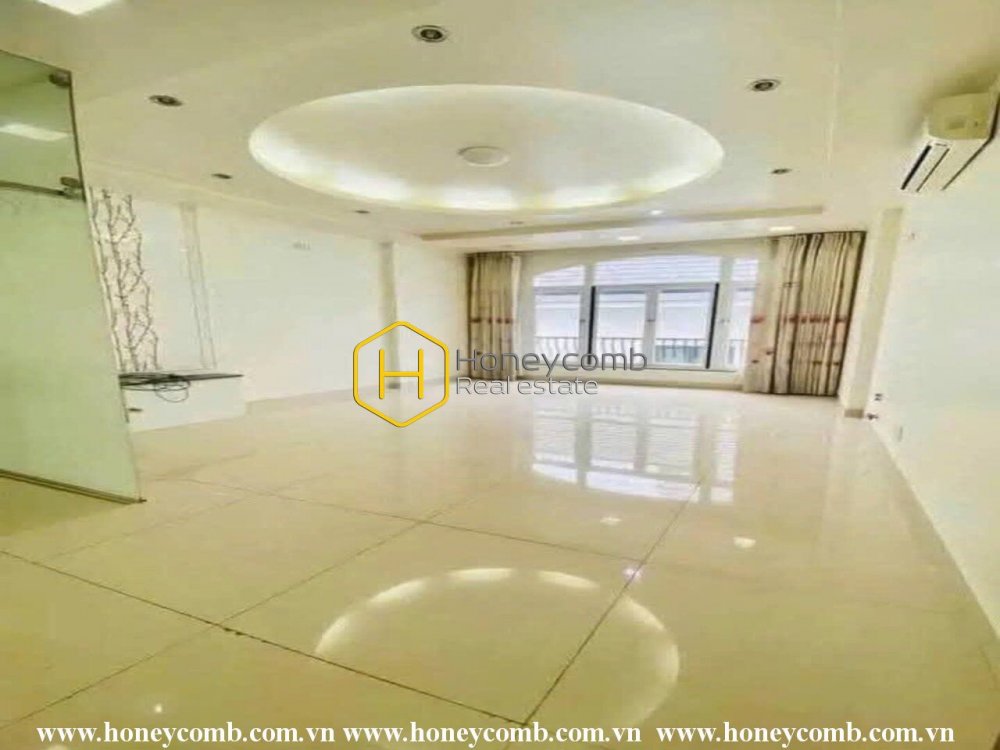 Don’t miss the chance to claim this exceptional villa in District 2