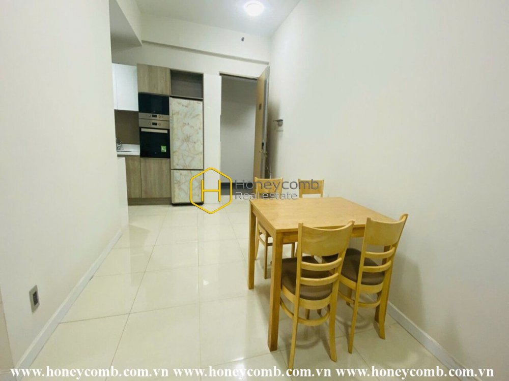 Căn hộ 2 phòng ngủ với phong cách mộc mạc cho thuê tại The Ascent Thảo Điền